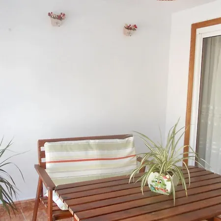 Seaside Vista Apartment